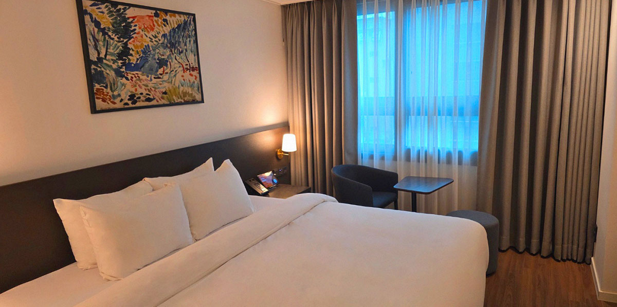 슬라이드 이미지 1